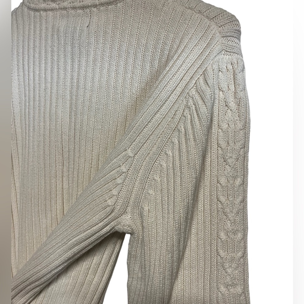 Van Huesen Women’s XL sweater beige with cable neck detail on sleeve and collar - Picture 6 of 7
